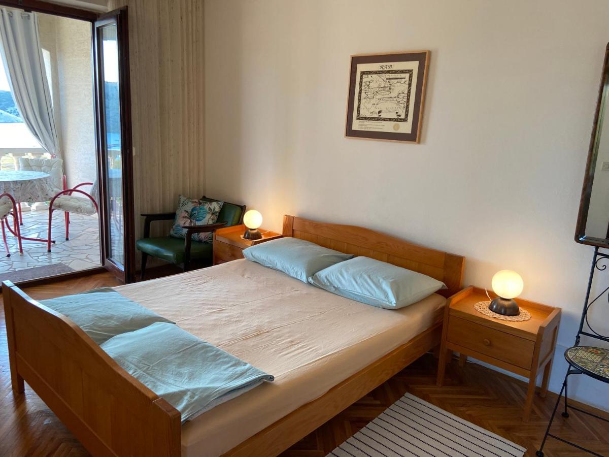 Apartments Stella-Dora Лопар Екстериор снимка